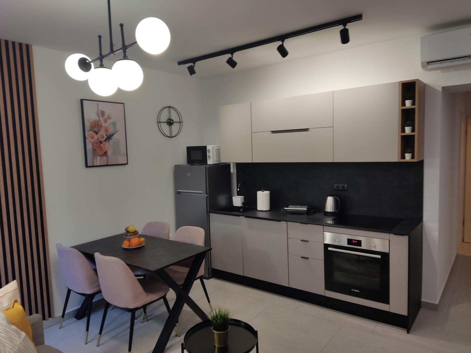 Lux Arena Ema Apartment